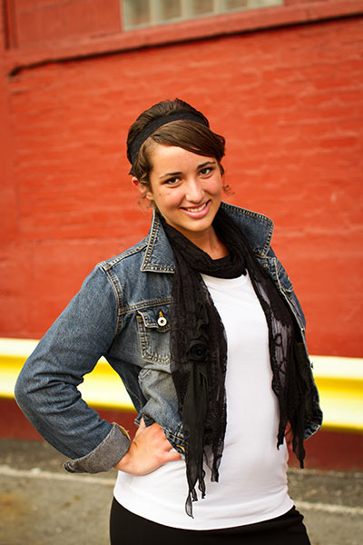 Senior Portrait of Janelle Yoder in Downtown Columbus Ohio