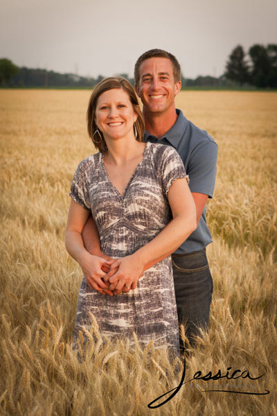 Engagement Pic of Jeremy Miller & Jennifer Watson in a wheat field
