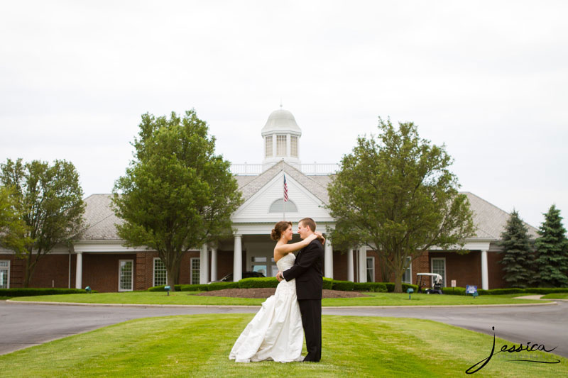 Wedding Pic of Thomas Hayes & Jacquelene Justus at Wedgewood Country Club Powell Ohio