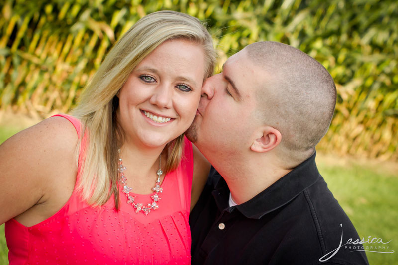 Engagement Pic of Drew Komer and Brittany Miller