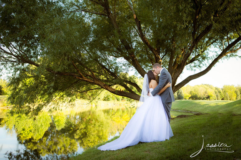 Wedding picture of Ory and Brooke Roberts at Heritage Golf Club, Hilliard Ohio