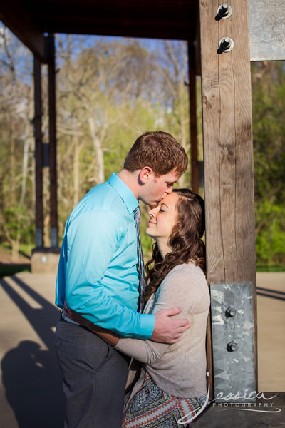 Engagement Picture at Inniswood Metro Gardens Westerville Ohio
