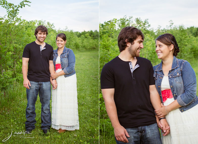 Engagement pics of Amanda Weaver and Evan Yoder