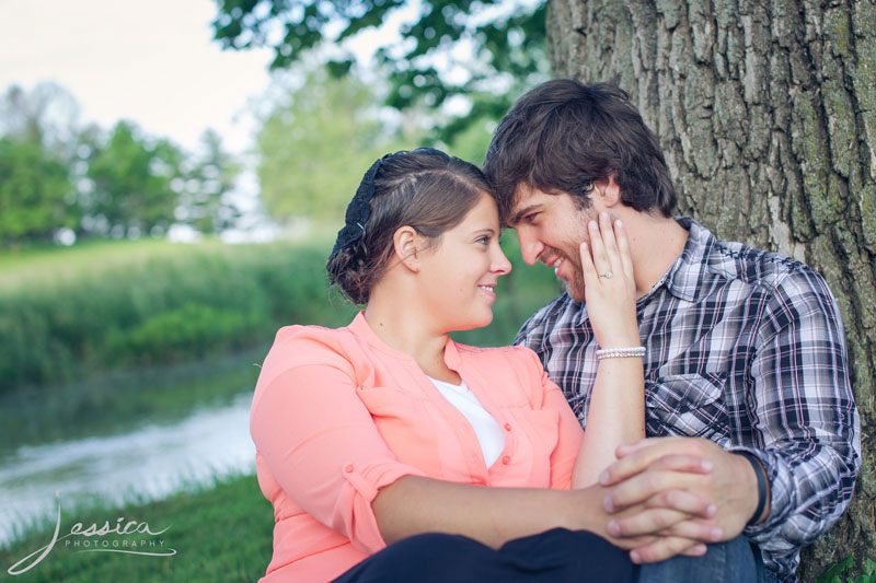 Engagement picture of Evan Yoder and Amanda Weaver