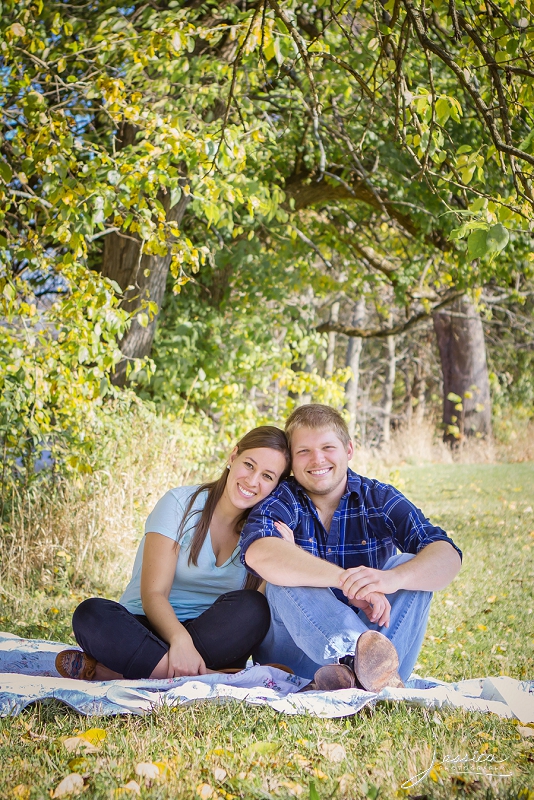 Engagement picture of Sheldon Yoder and Rebecca Lawrence