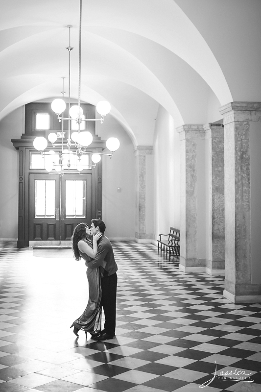 Engagement Picture at The Ohio Statehouse