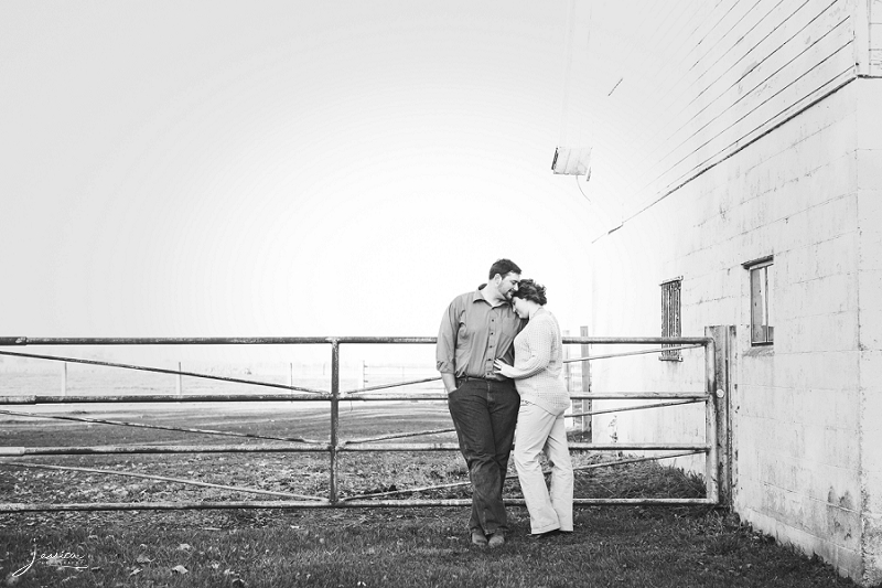 Engagement portraits in the country