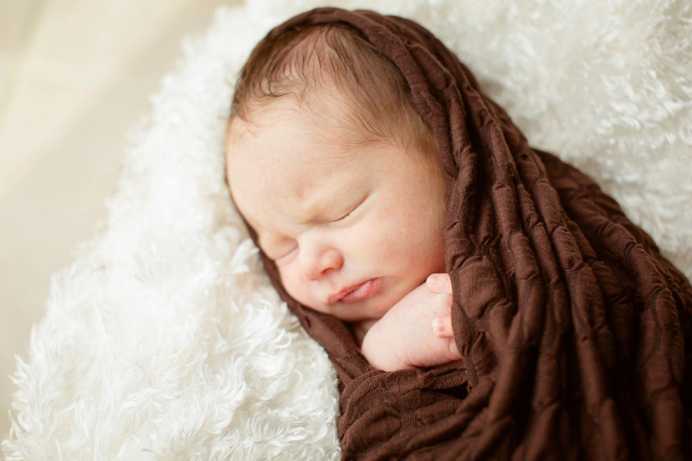 Newborn and Birth Photography (6)