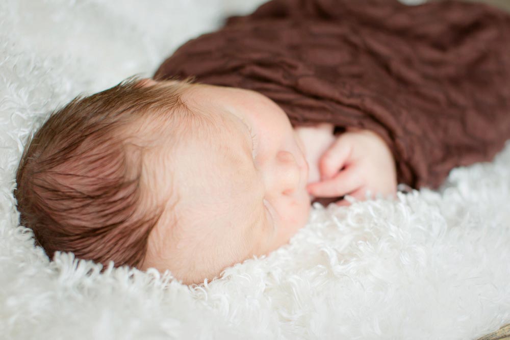 Newborn and Birth Photography (8)