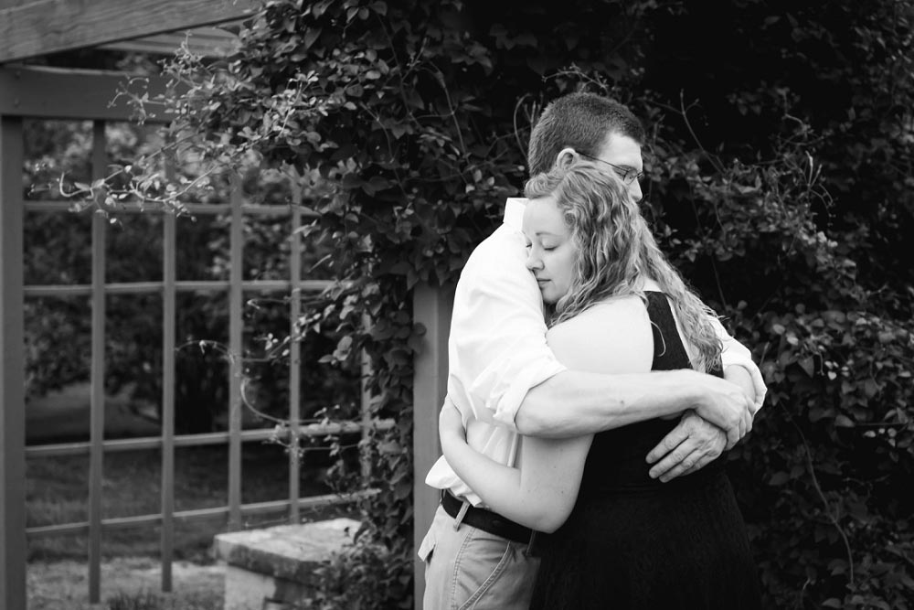 Engagement Pictures Dublin Ohio (26)